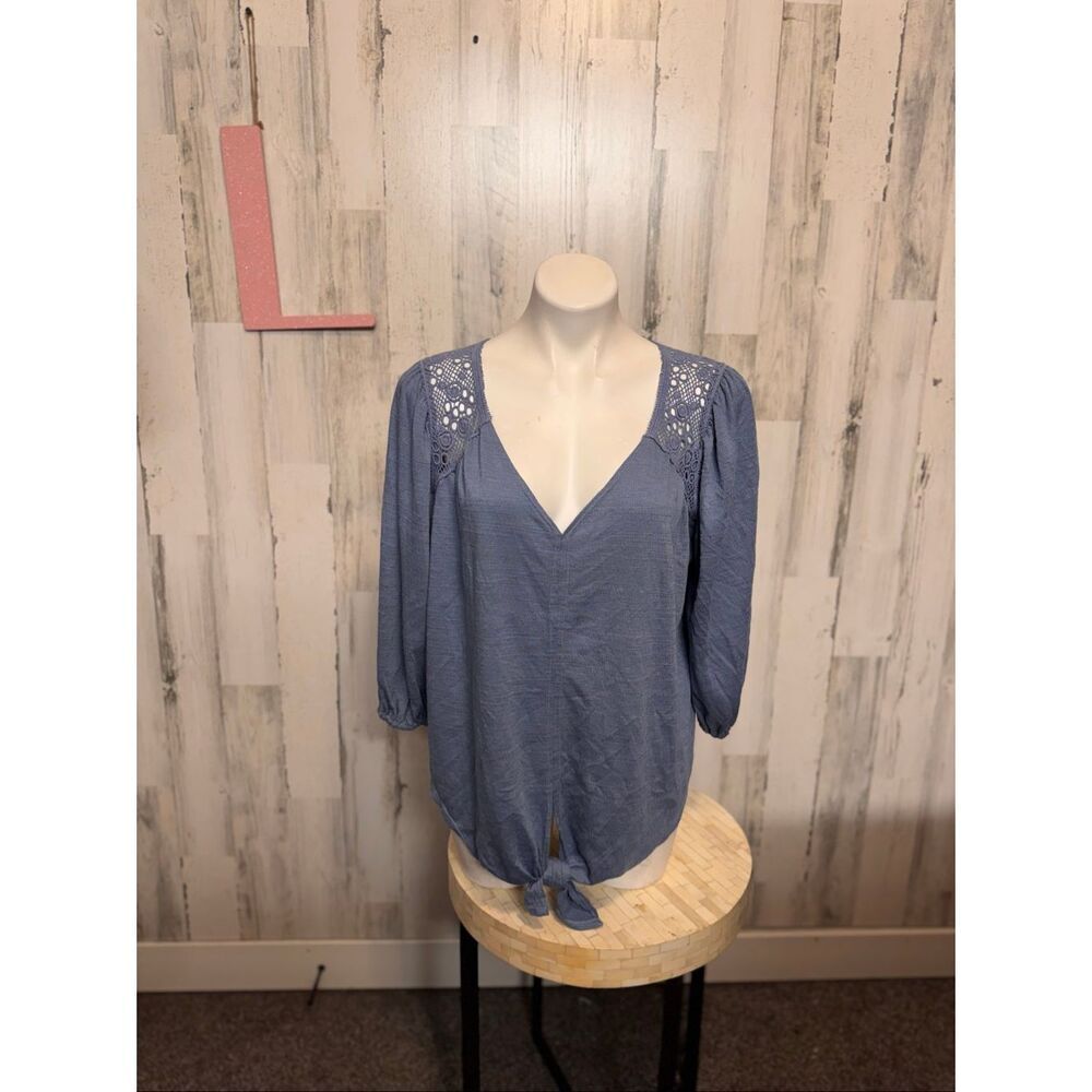 Max Studio Slate Blue Tie Front Blouse Womens Size Large L Crochet Lace Shoulder